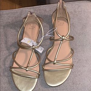 Women gold flat sandal